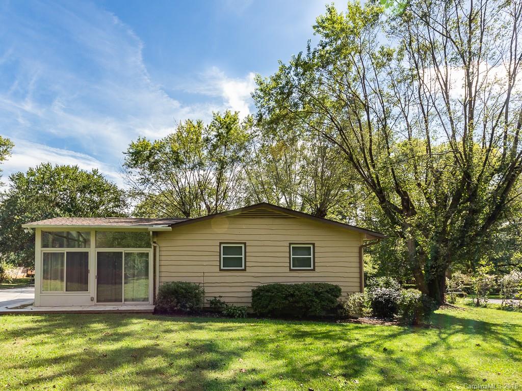 2 Sunset Lane Swannanoa NC 28778