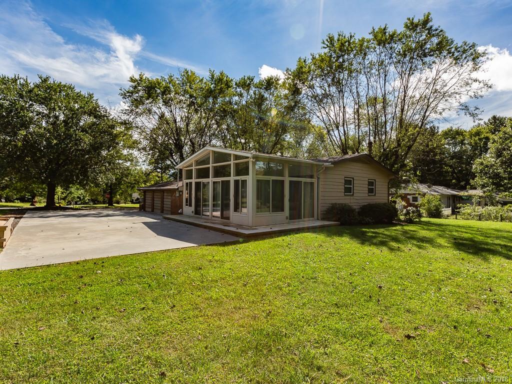 2 Sunset Lane Swannanoa NC 28778