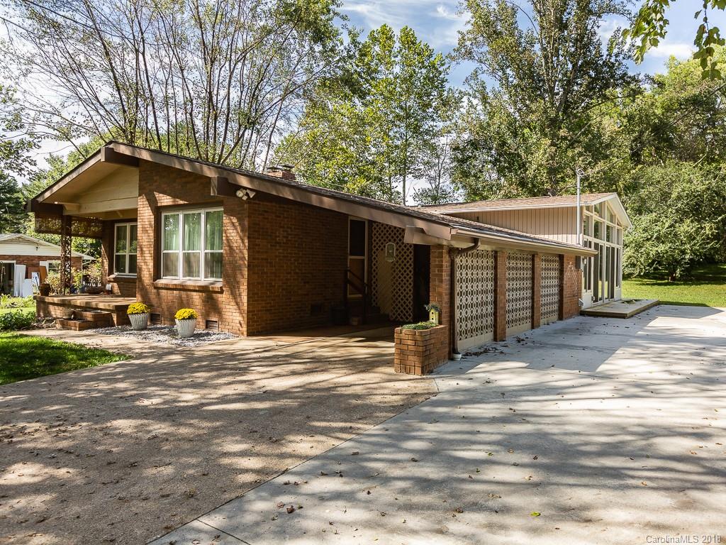 2 Sunset Lane Swannanoa NC 28778