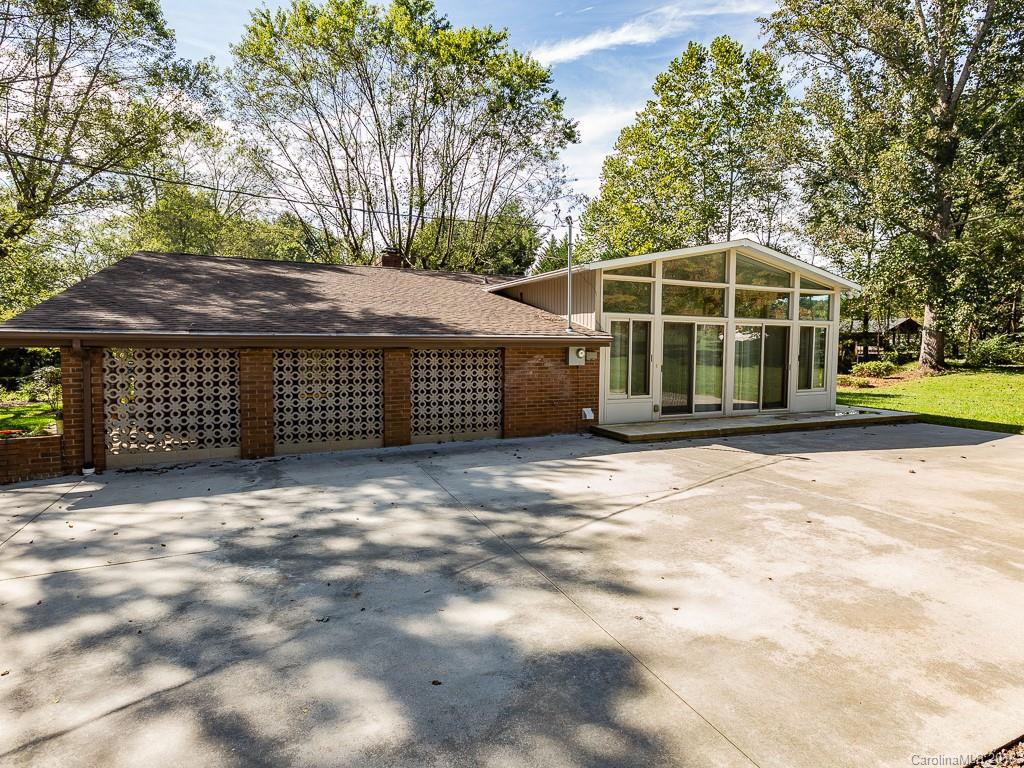 2 Sunset Lane Swannanoa NC 28778