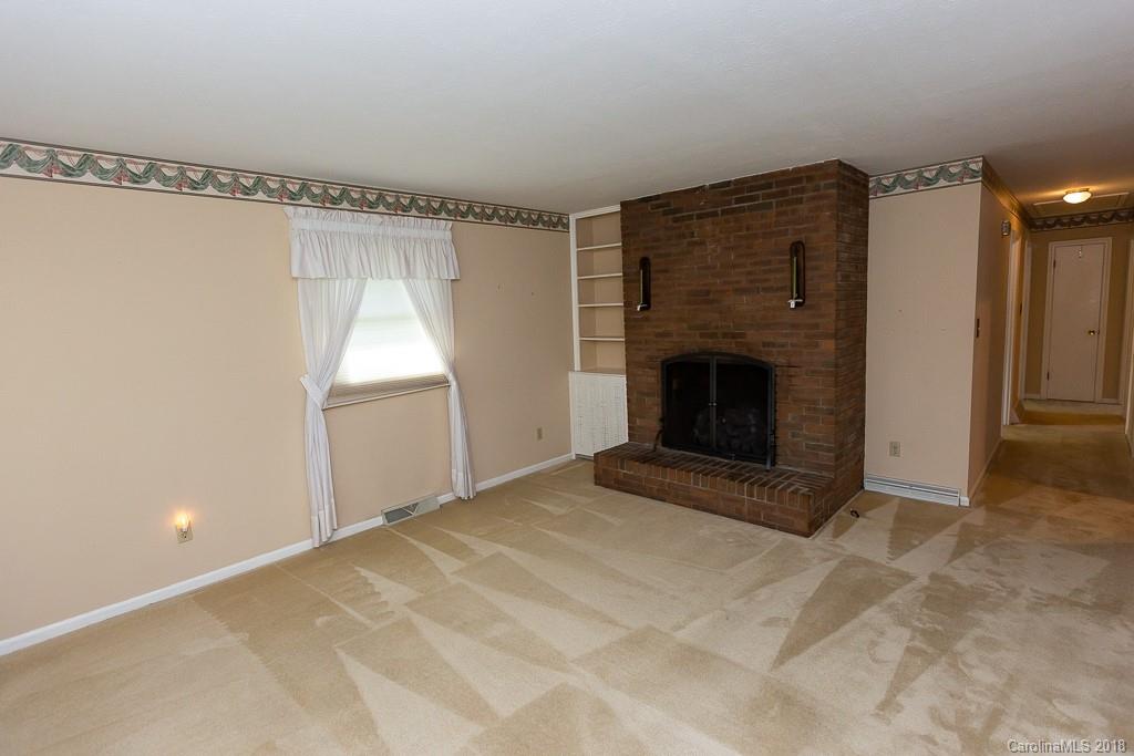 2 Sunset Lane Swannanoa NC 28778