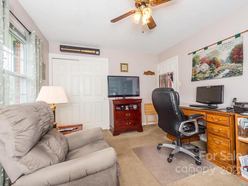 53 Grandview Road Asheville NC 28806