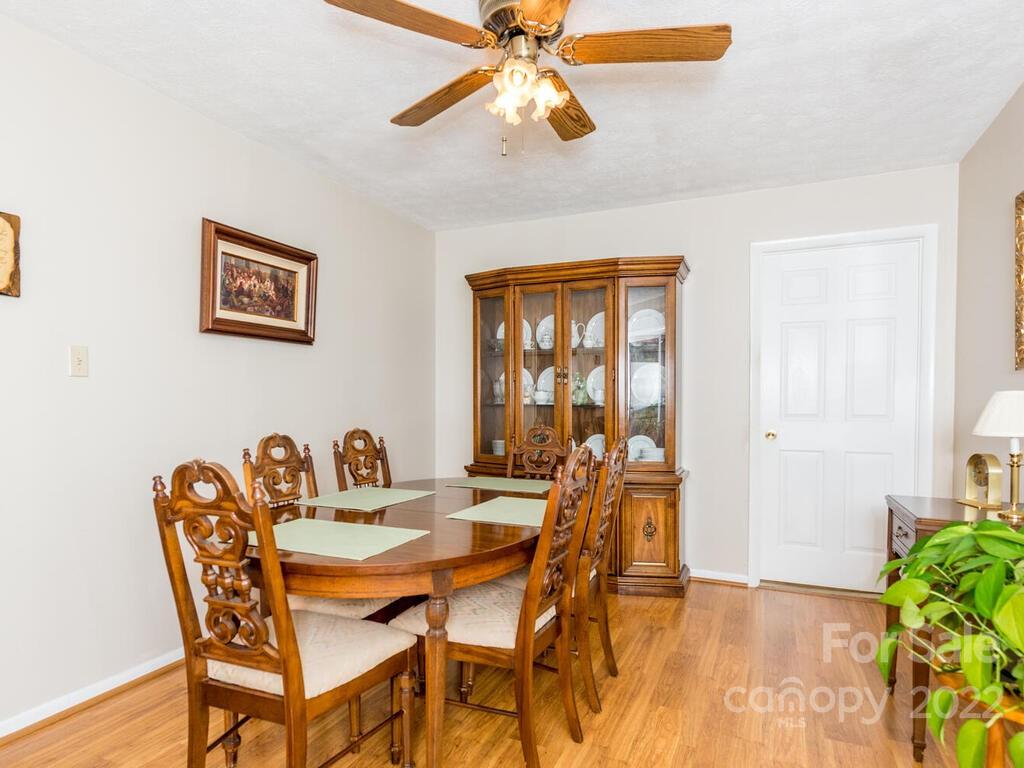 53 Grandview Road Asheville NC 28806