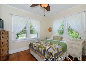 18 Euclid Boulevard Asheville NC 28806