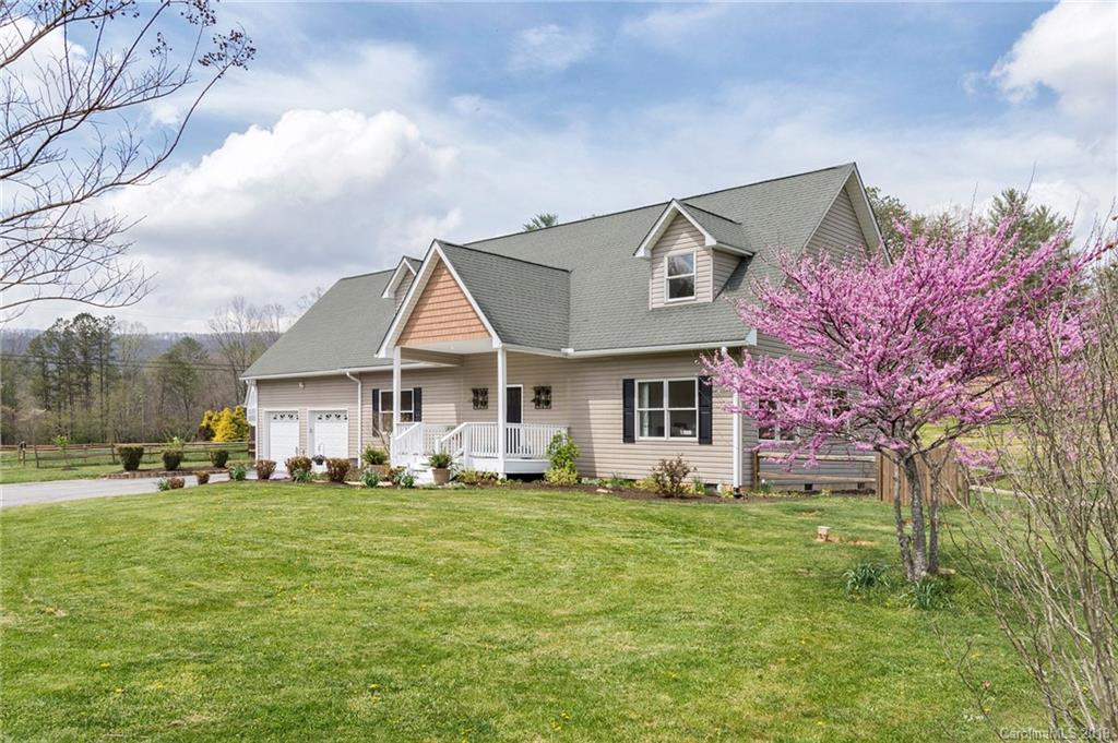 2072 Emmas Grove Road Fairview NC 28730