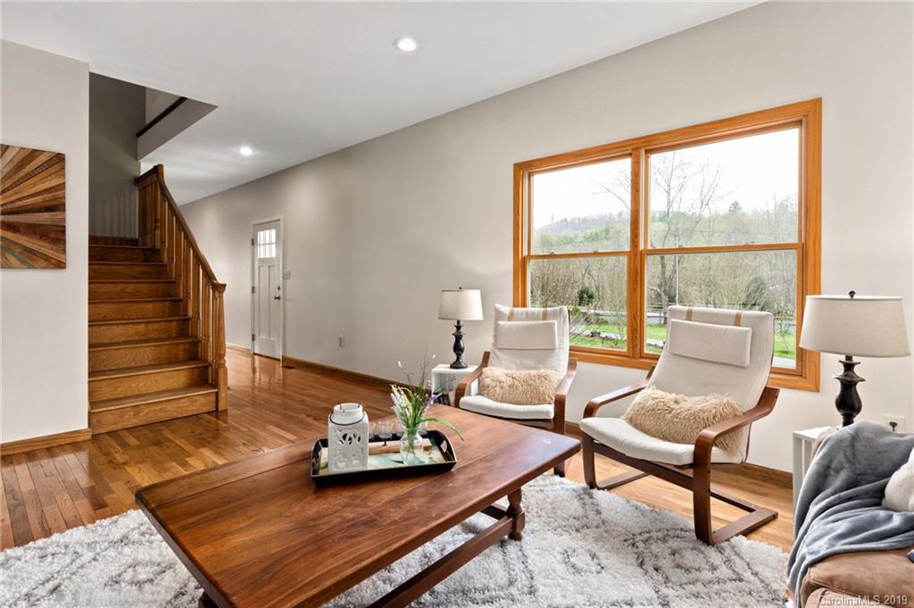 2072 Emmas Grove Road Fairview NC 28730