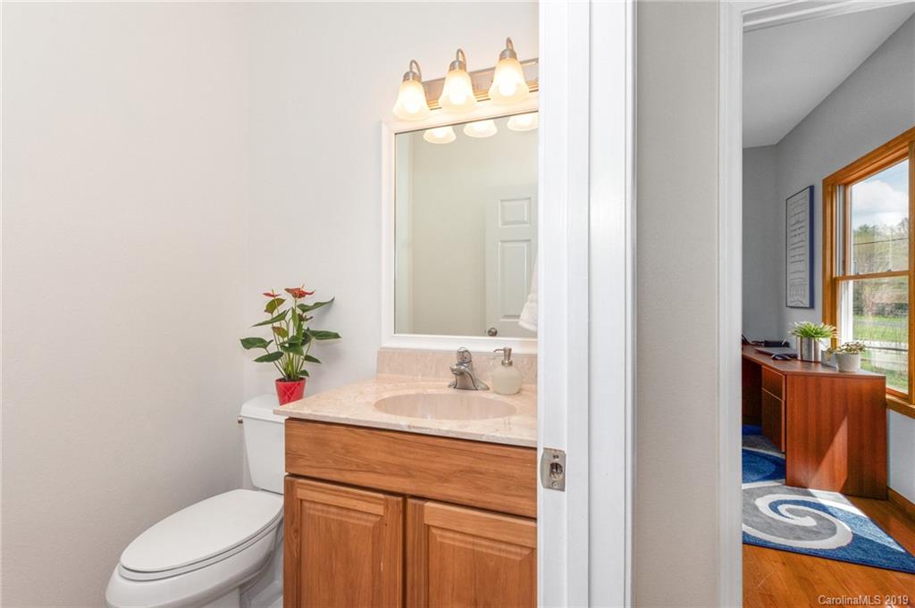 2072 Emmas Grove Road Fairview NC 28730