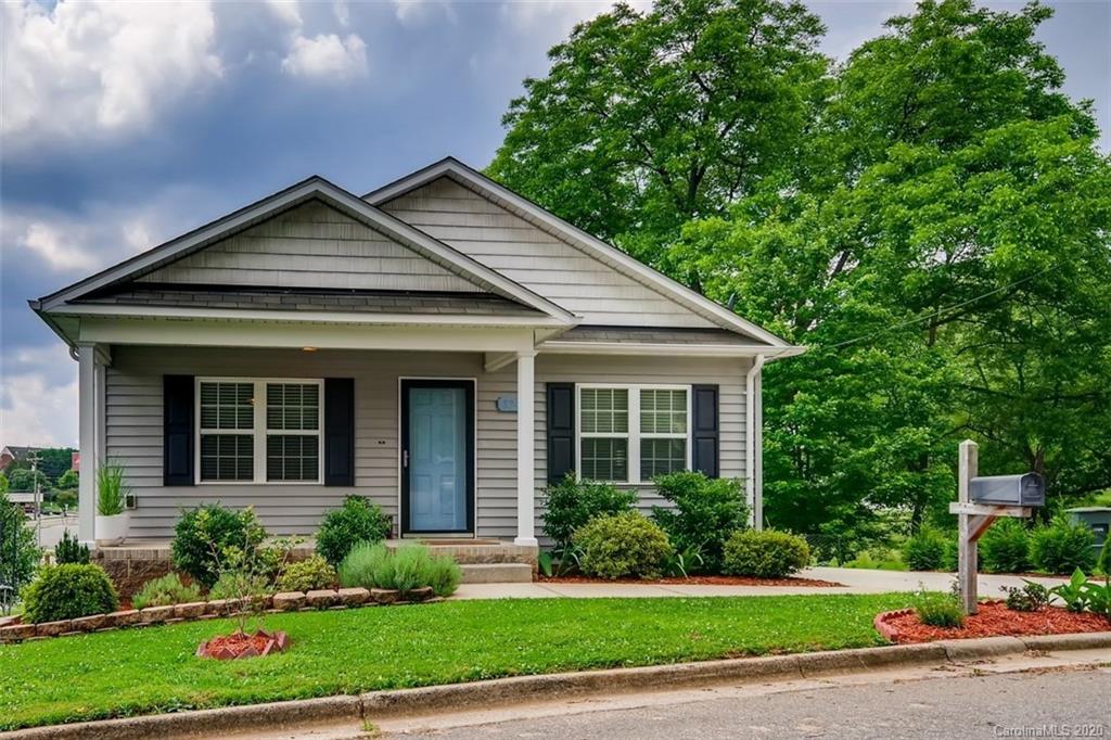 322 Clover Street Mooresville NC 28115