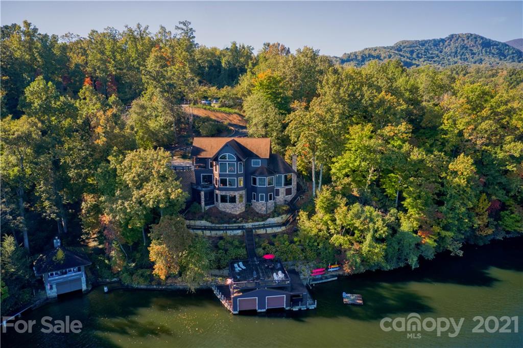 253 Hawthorne Drive Lake Lure NC 28746