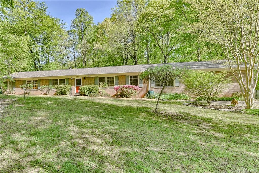 8331 Pine Circle Charlotte NC 28215