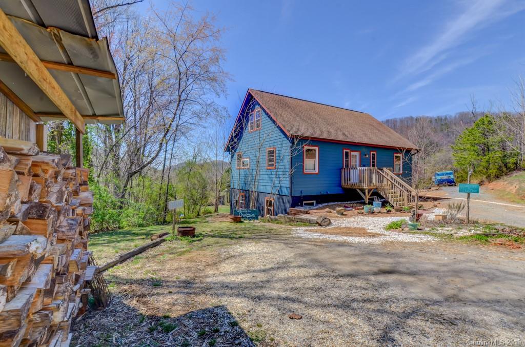 26 Bee Tree Church Road Swannanoa NC 28778