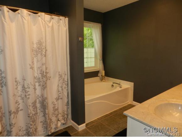 10 Winding Oak Drive Arden NC 28704