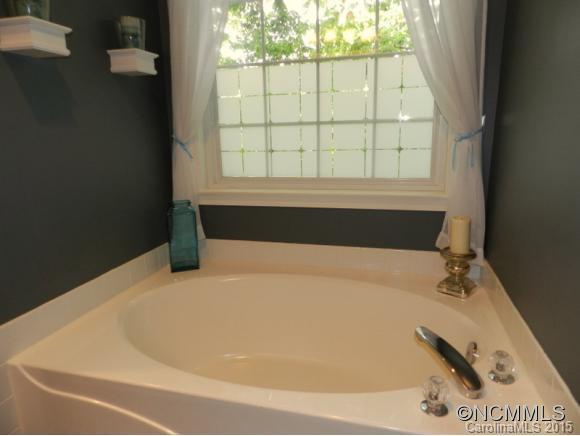 10 Winding Oak Drive Arden NC 28704