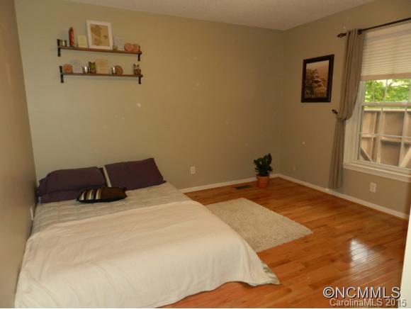 10 Winding Oak Drive Arden NC 28704