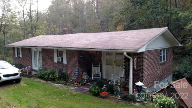 299 Cub Creek Road Bakersville NC 28705