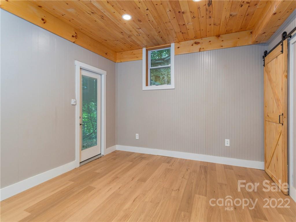 319 Fairfax Avenue Asheville NC 28806