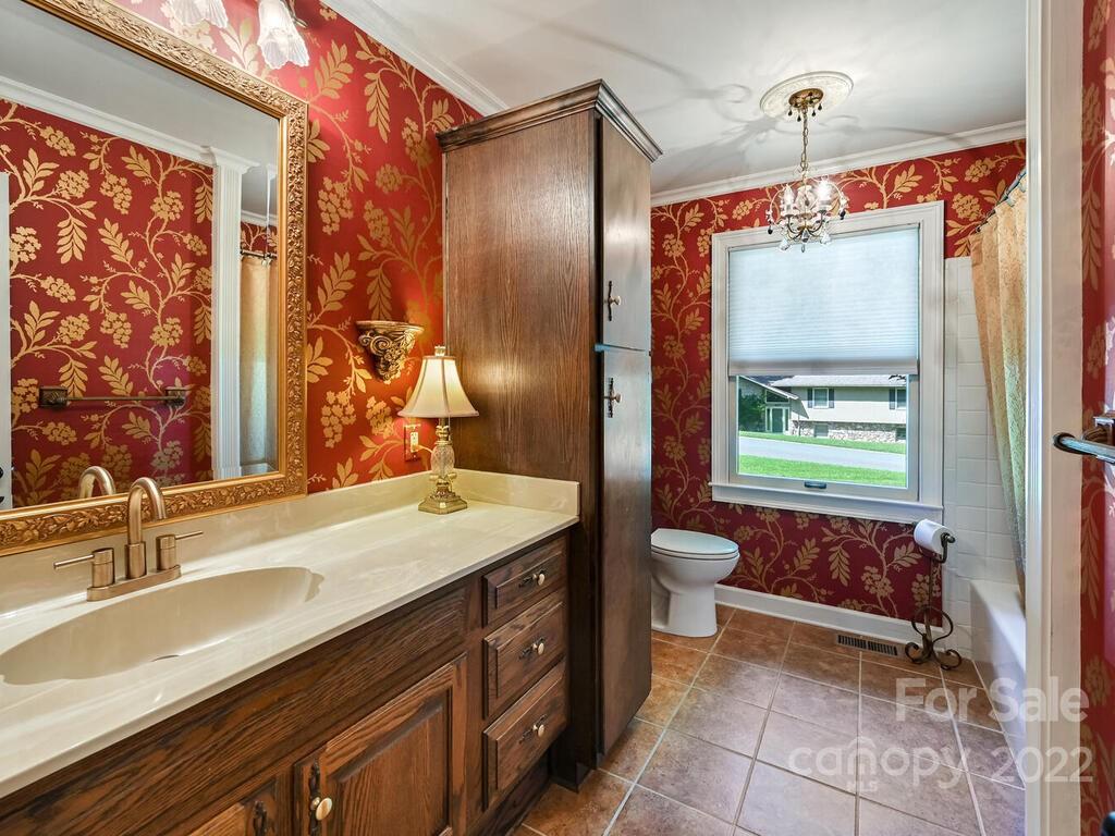 416 Periwinkle Drive Asheville NC 28804