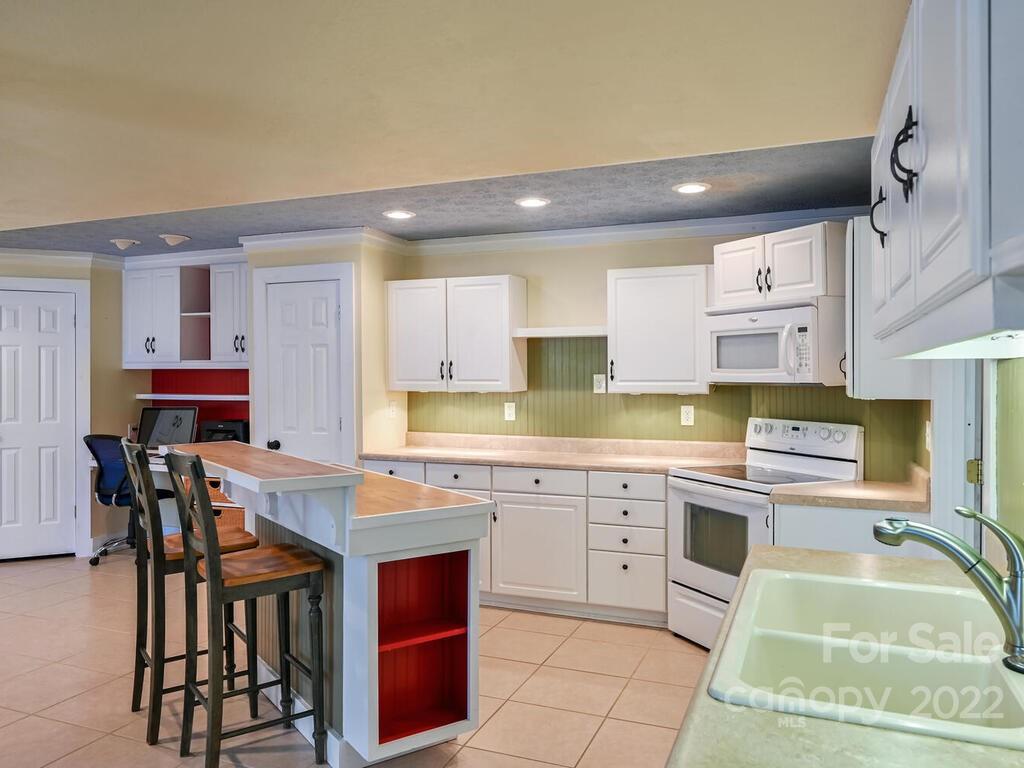 416 Periwinkle Drive Asheville NC 28804