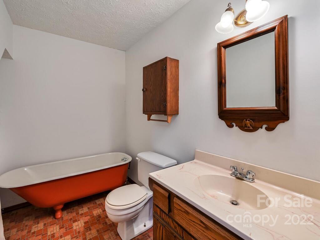 416 Periwinkle Drive Asheville NC 28804