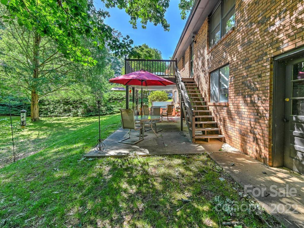 416 Periwinkle Drive Asheville NC 28804