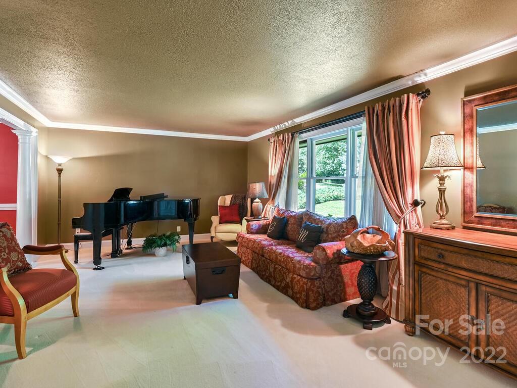 416 Periwinkle Drive Asheville NC 28804