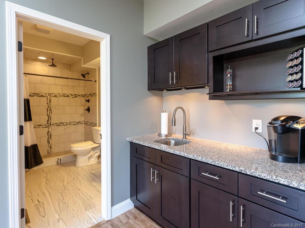29 Lancaster Lane Weaverville NC 28787