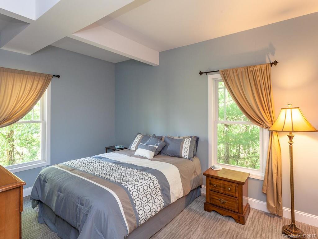 29 Lancaster Lane Weaverville NC 28787