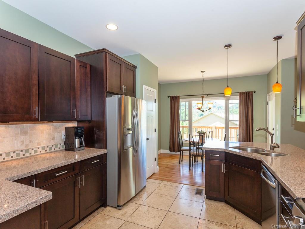 29 Lancaster Lane Weaverville NC 28787