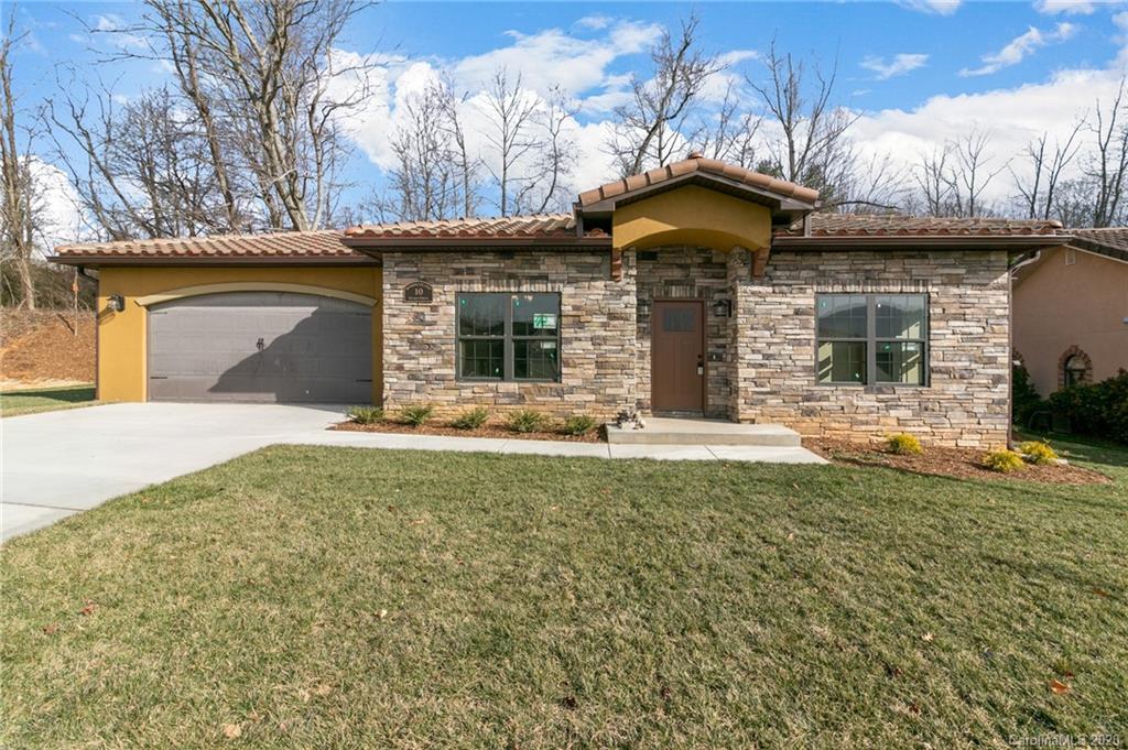 10 Ocaso Drive Asheville NC 28806