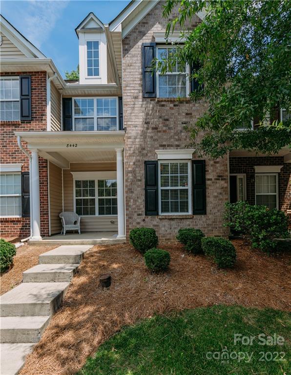 8442 Summerglen Circle Charlotte NC 28227