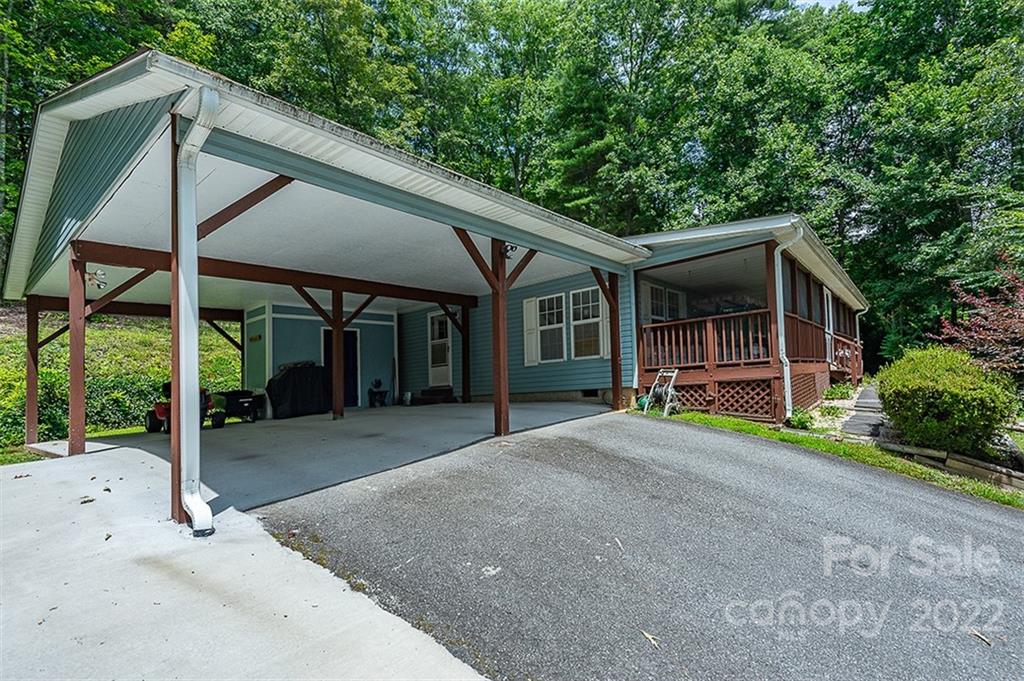 11 Emerald Hills Court Pisgah Forest NC 28768