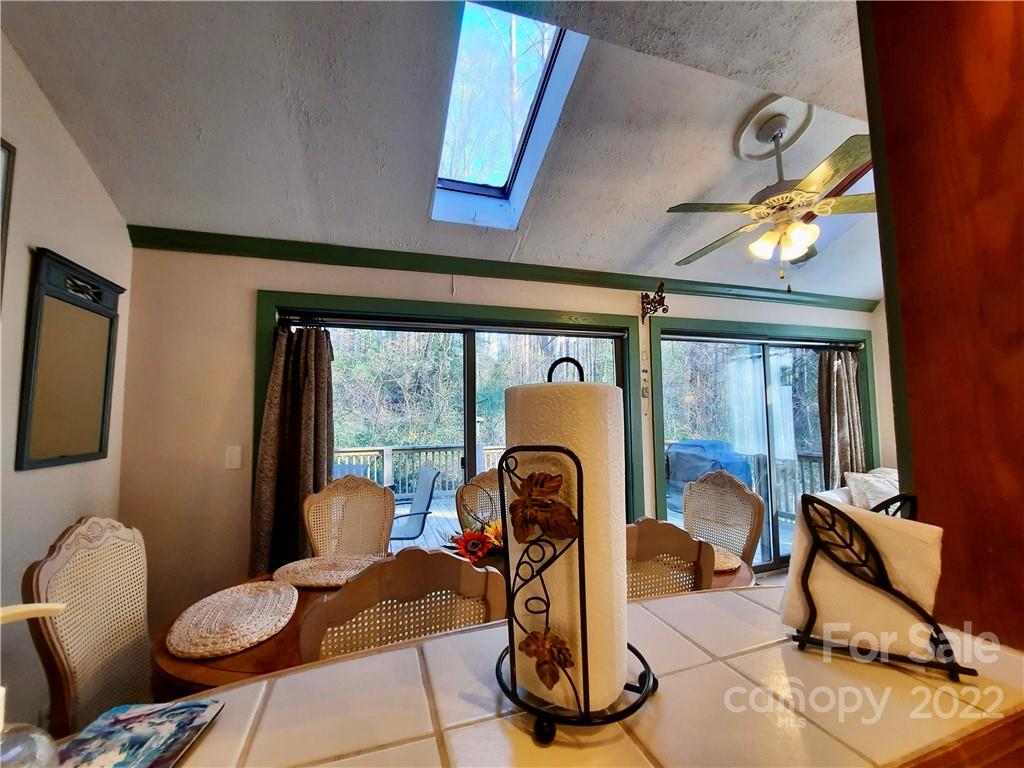 141 N Garden Court Fletcher NC 28732