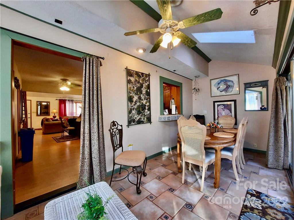141 N Garden Court Fletcher NC 28732