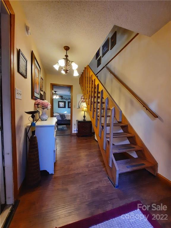 141 N Garden Court Fletcher NC 28732