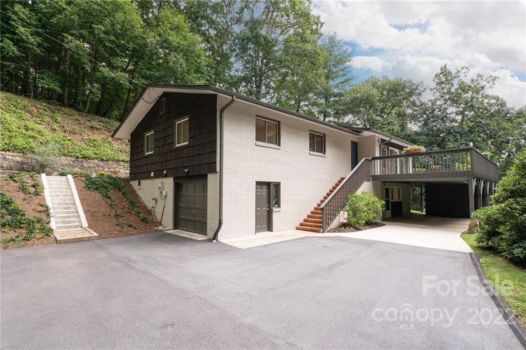 18 Brookwood Road Asheville NC 28804