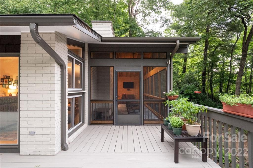 18 Brookwood Road Asheville NC 28804