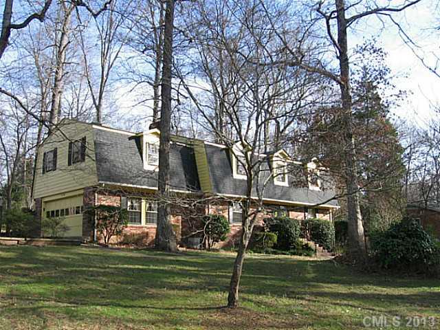 1040 Timber Lake Drive Charlotte NC 28227