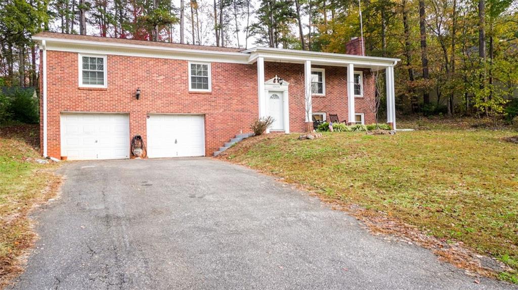 1325 20th Avenue Place Ne Hickory NC 28601