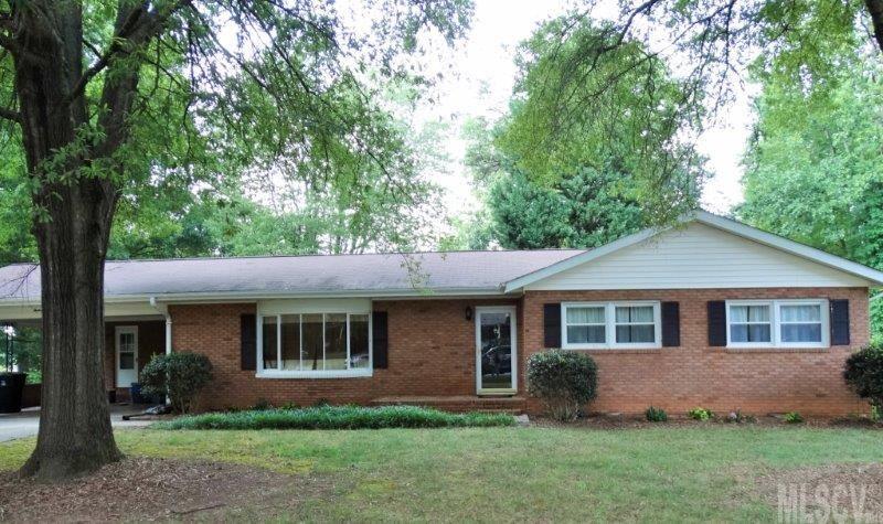 1211 19th Avenue NE Hickory NC 28601
