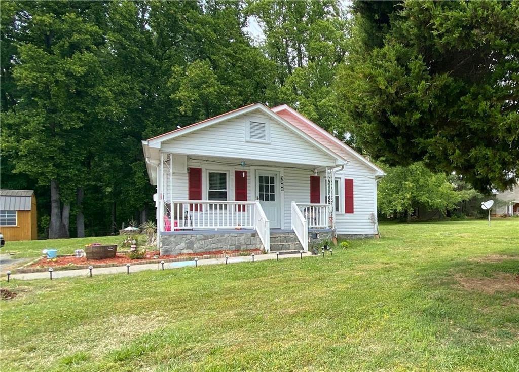3008 Clarks Chapel Road Lenoir NC 28645