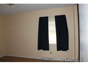 15 Baker Place Asheville NC 28806
