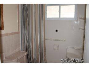15 Baker Place Asheville NC 28806