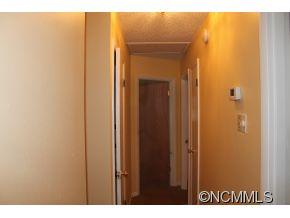 15 Baker Place Asheville NC 28806