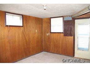 15 Baker Place Asheville NC 28806