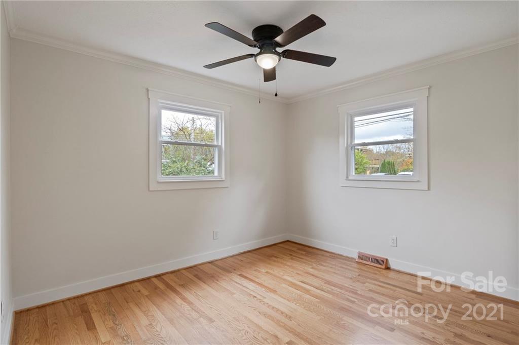 129 Logan Avenue Asheville NC 28806