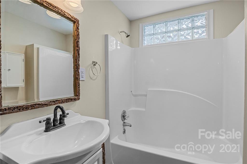 129 Logan Avenue Asheville NC 28806
