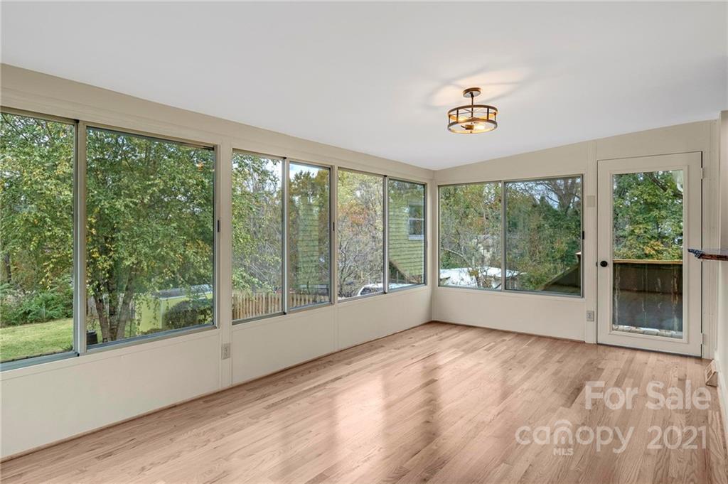 129 Logan Avenue Asheville NC 28806