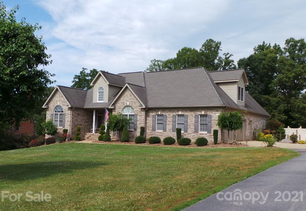 1125 Walnut Acres Drive Hickory NC 28602