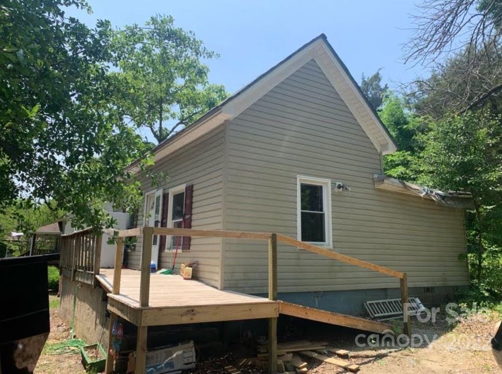 222 Howard Street Mount Holly NC 28120