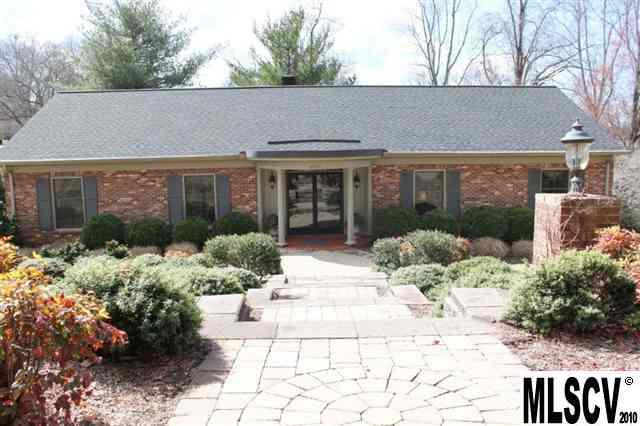 1049 14th Avenue Drive NW Hickory NC 28601